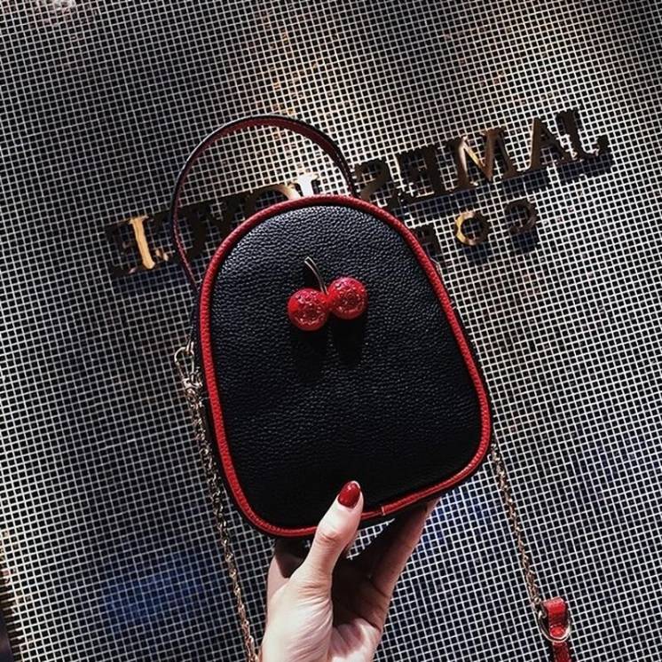Маленькая женская сумка cherry черная модная стильная красивая