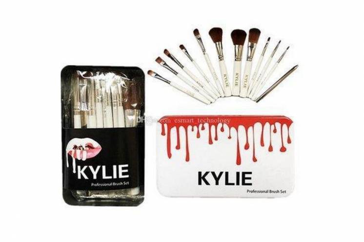 Набор кистей для макияжа KYLIE Professional Brush Set