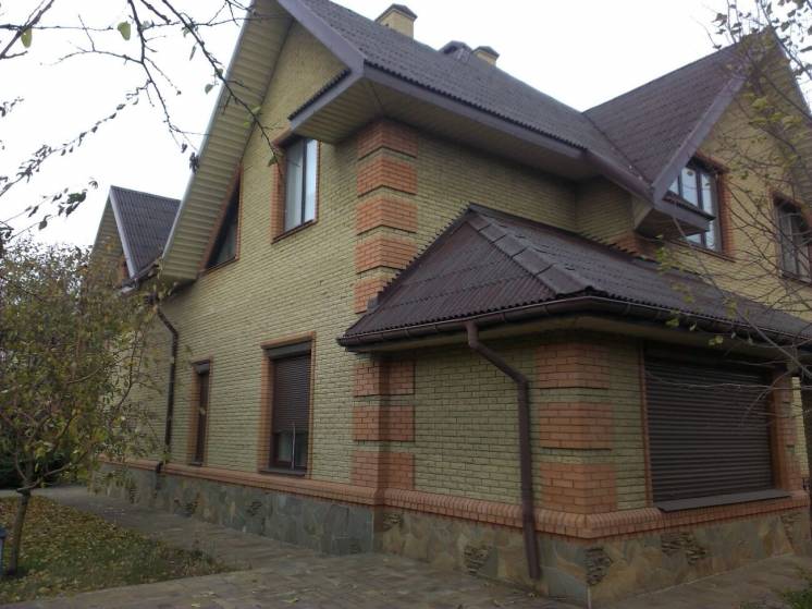 Продам дом 377м2 , пл.Бакинских Комиссаров
