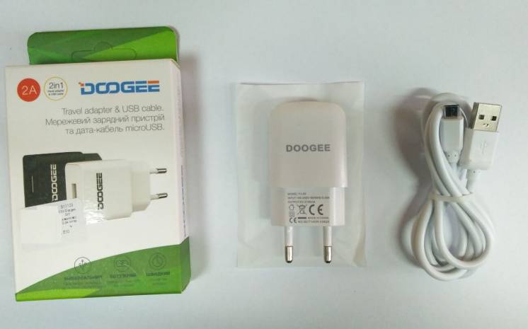 Зарядное устройство СЗУ Doogee 2in1 (adap+cab) 2,0A white