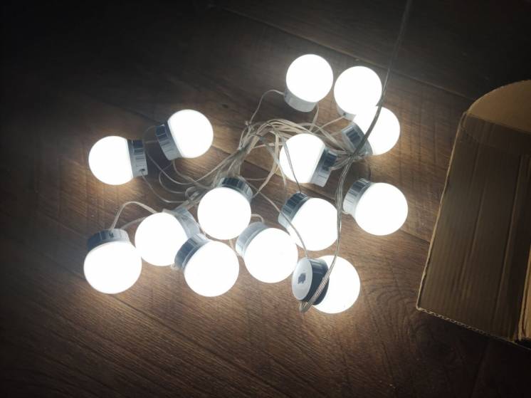 LED лампочки для зеркала 14 шт 3 режима HOLLYWOOD LIGHT