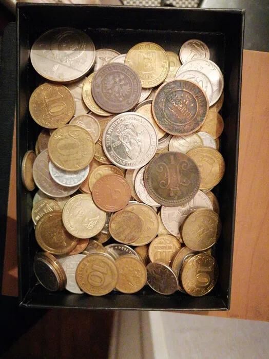 продам коллекцию монет