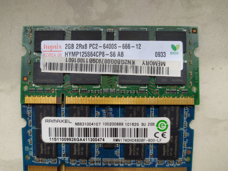 DDR2 4GB 2x2 для ноутбука