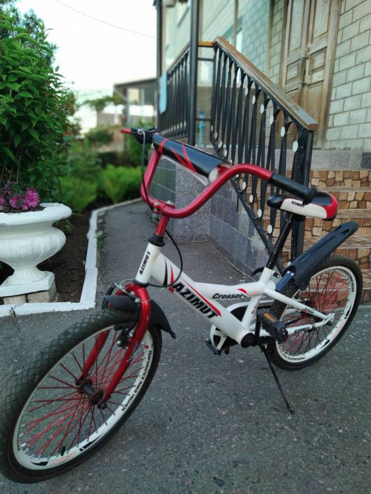 Продам велосипед AZIMUT 20 дюймов