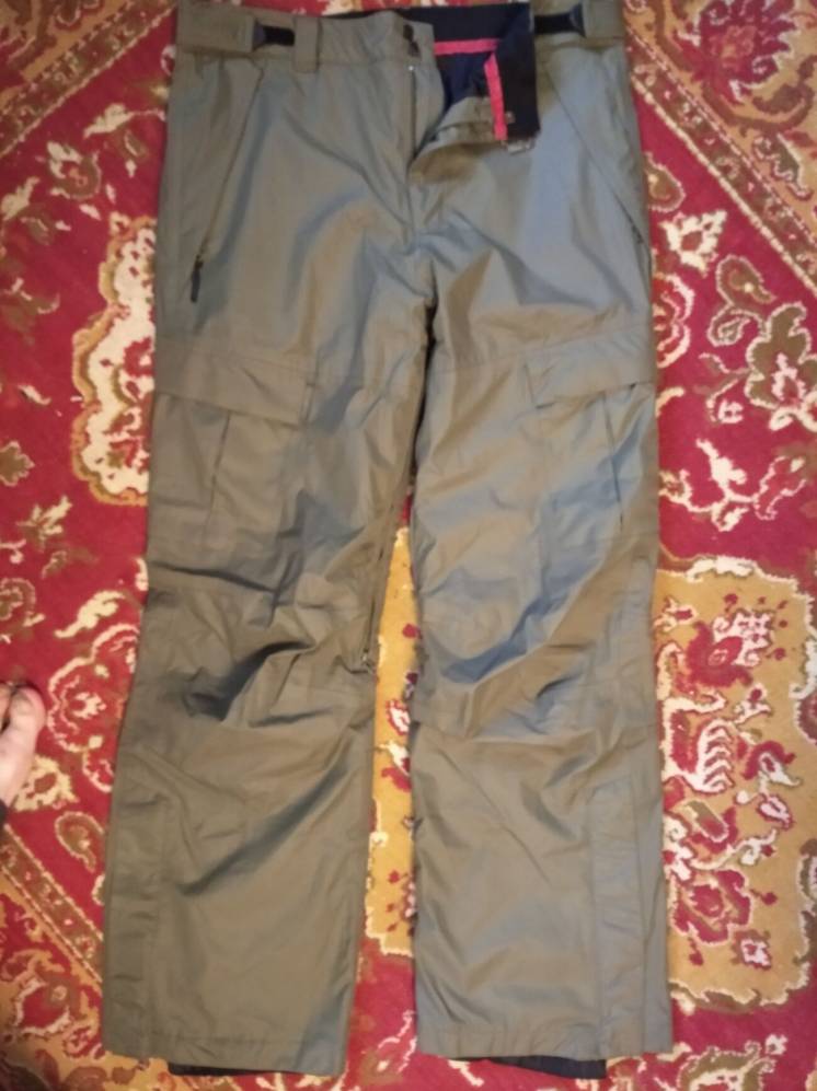 Горнолыжные штаны,производство США, размер M.