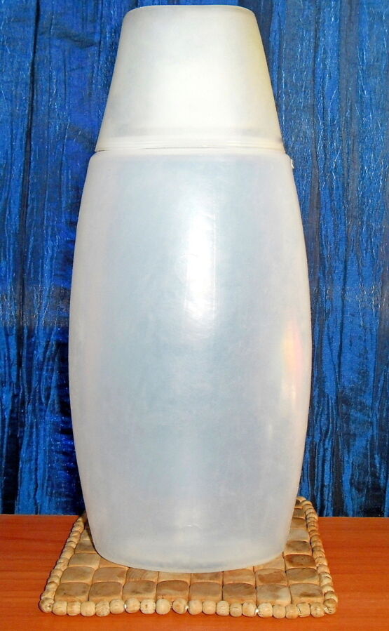 Фляга для воды полиэтиленовая ПЭ-1,5 литра. СССР.