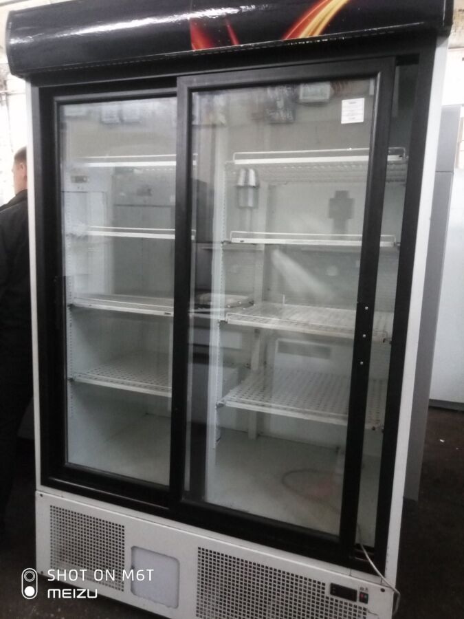 Шкаф холодильный б/у стеклянные двери купе  Техно холод ШХСДД 1,2 Канз