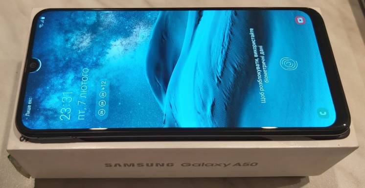 Телефон Смартфон Самсунг Samsung Galaxy A50 4/64 2020 Г 8 Ядерный