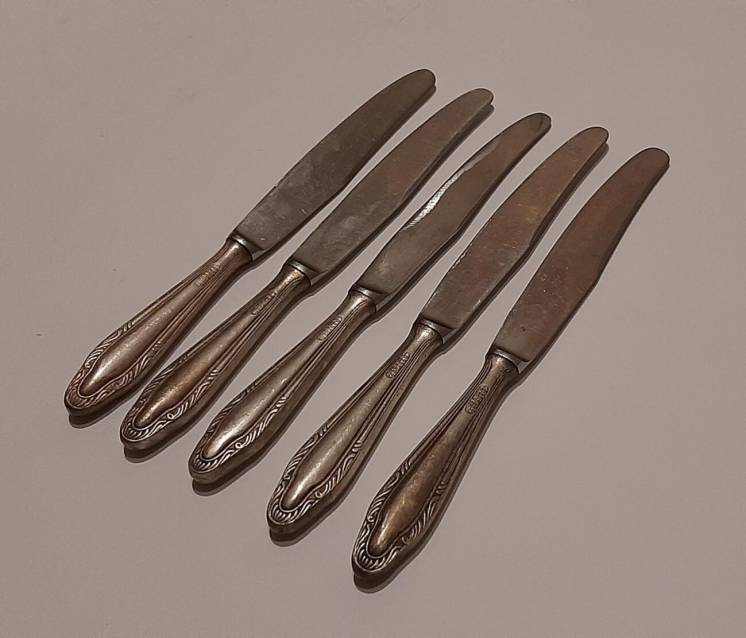 Столовые ножи с посеребренными ручками, з-д Казаково, 57г. 5шт.