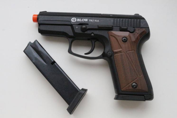 Стартовый пистолет Blow TRZ 914