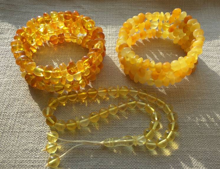 Многорядные янтарные браслеты из натурального полированного янтаря