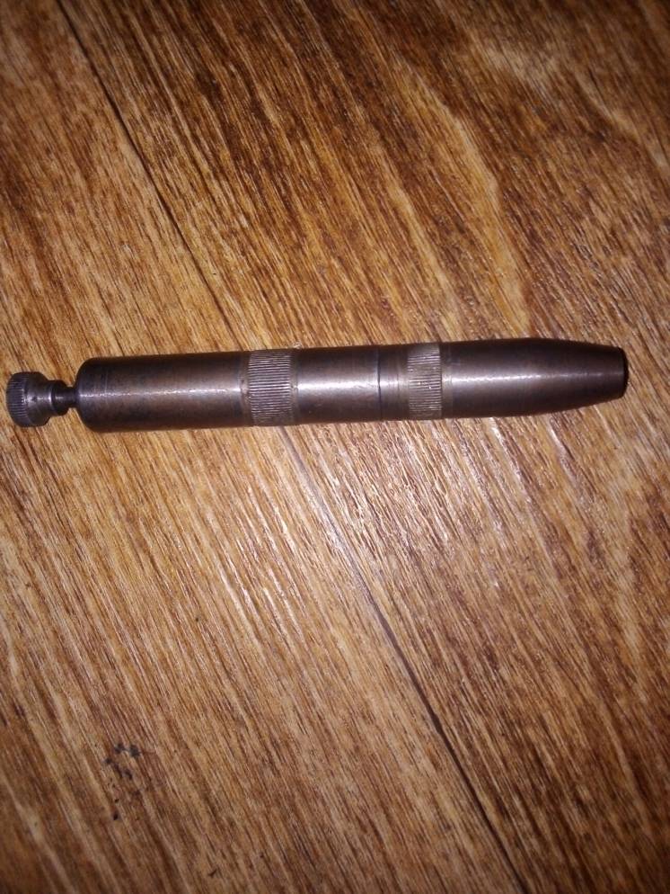 Продам стреляющую ручку под патрон 9 мм   Есть ручки под5.6мм.