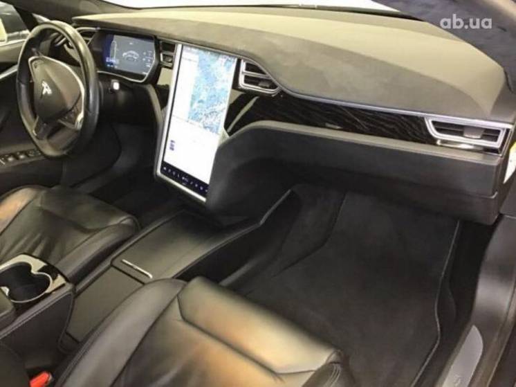 Tesla Model S 90
