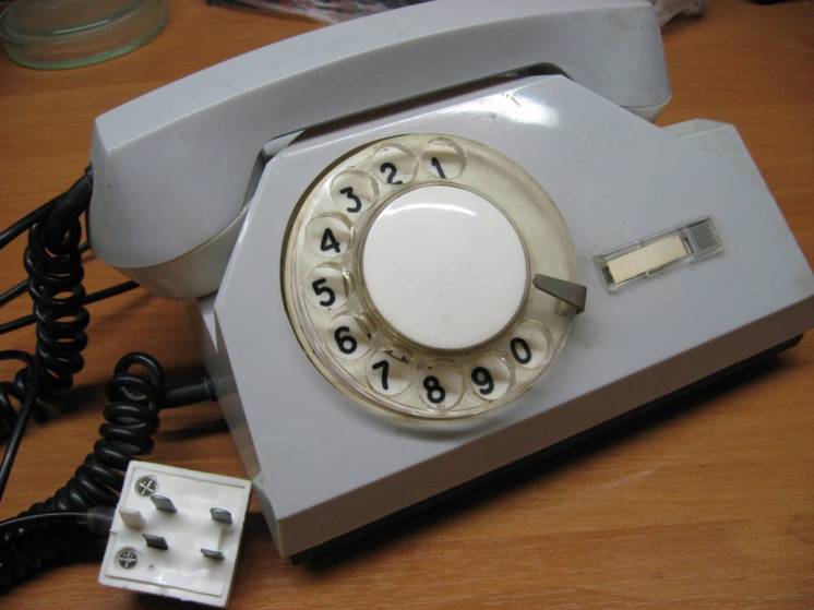 Стационарный проводной дисковый телефон ТА-72