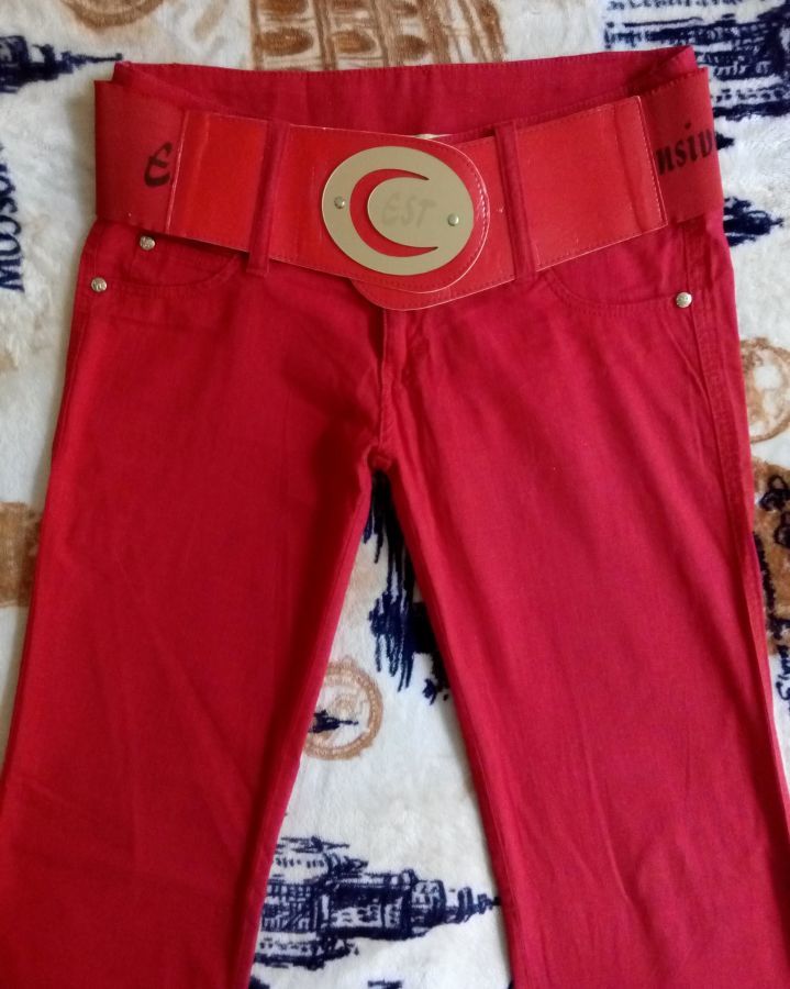 Красные штаны/брюки фирменные, р-р 40
