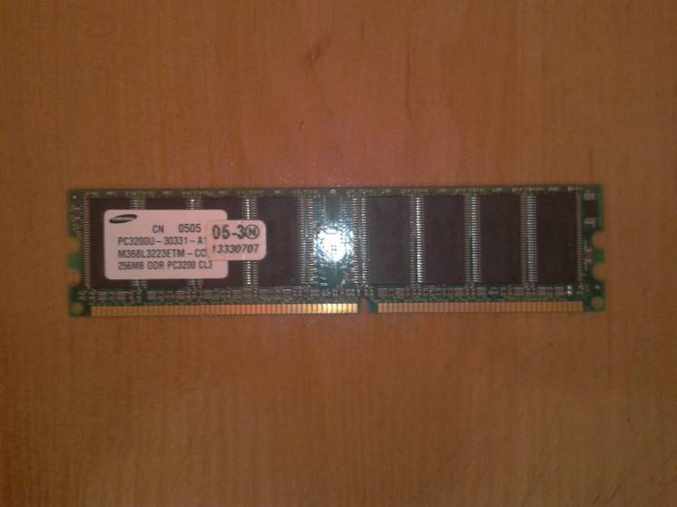 Оперативная память Samsung DDR 256Mb