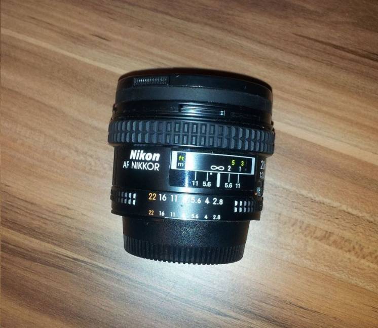 Объектив Nikon AF Nikkor 20mm 1:2,8
