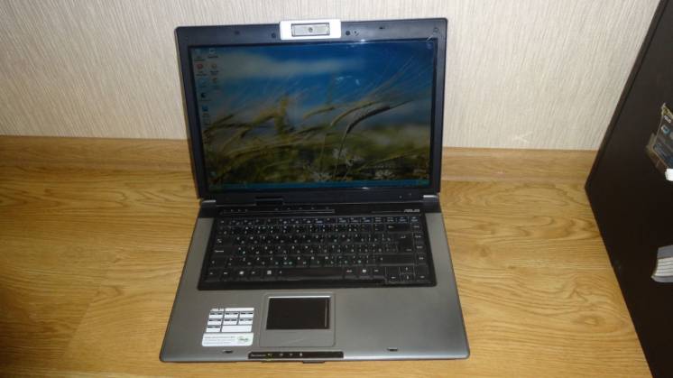 Asus F5 DualCore Turion (2.0)/GeForce 256mb/2/120