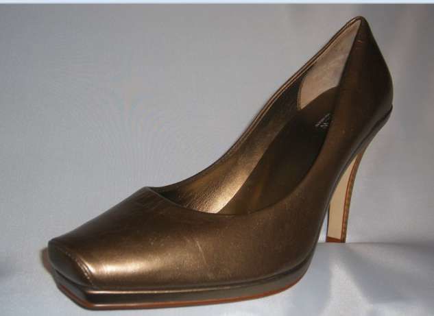 39 Кожаные женские новые туфли на каблуке PRVIEW(США)! clarks