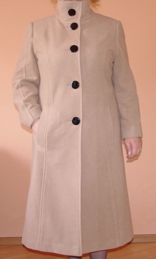 Пальто Amy Vermont германия новое шерстяное бежевого цвета 52 размер