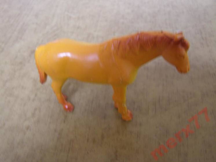 Фигурка Лошадь 8х6.5 см