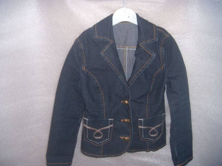 Куртка-жакет джинсовая для девочки 4-5 лет, новая