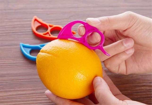 Колечко для очистки апельсина от кожуры