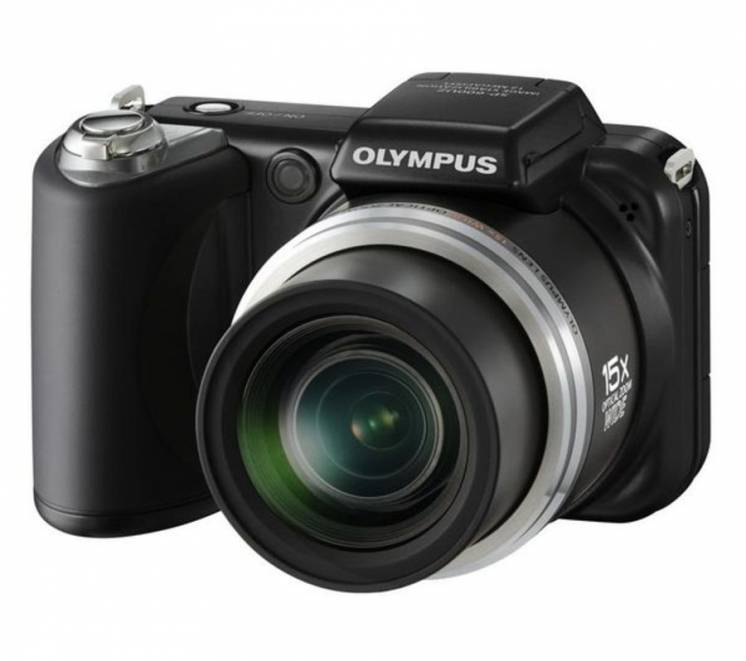 Цифровой фотоаппарат Olympus Sp-600 Uz с большим приближением.