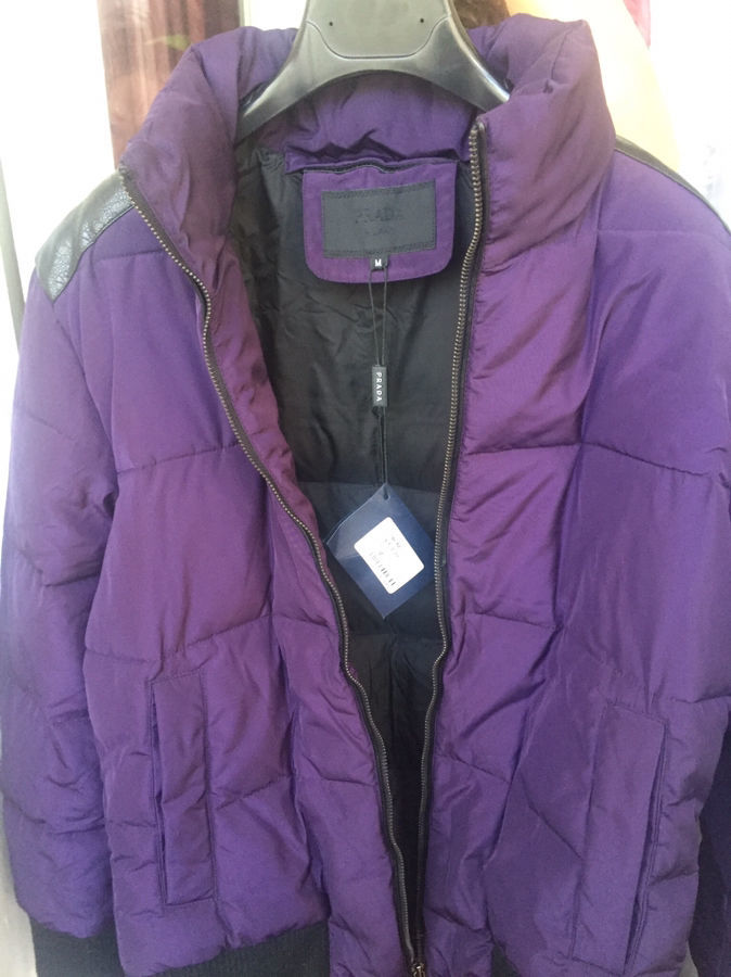Куртка Prada. 46-47 см плечи.весна