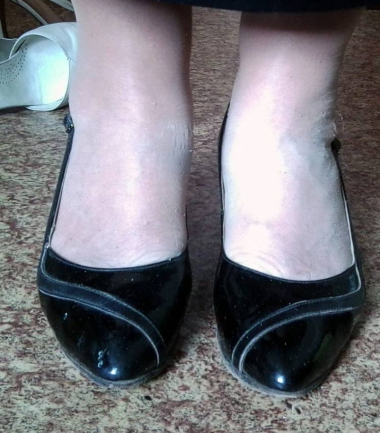 Черные лаковые туфли, натуральная кожа. 39-40