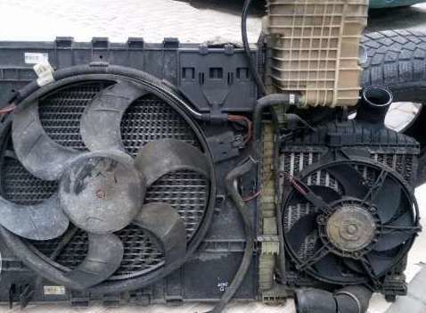 радиатор с вентиляторм и интеркулером мерседес вито 638