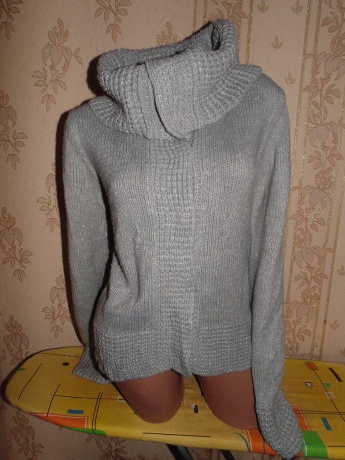 Теплый свитер  52-54р.Моя доставка укрпочтой