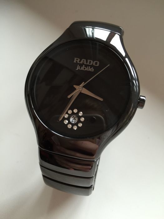 Керамические часы RADO Jubile True Classic