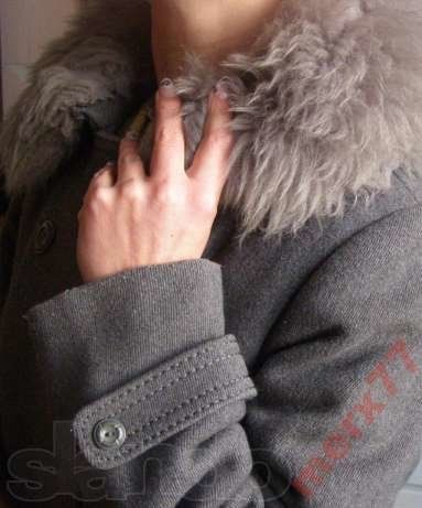 Женское пальто с ламой 50 р
