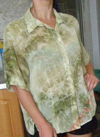 Оригинальная легкая блузка 50-52 размера
