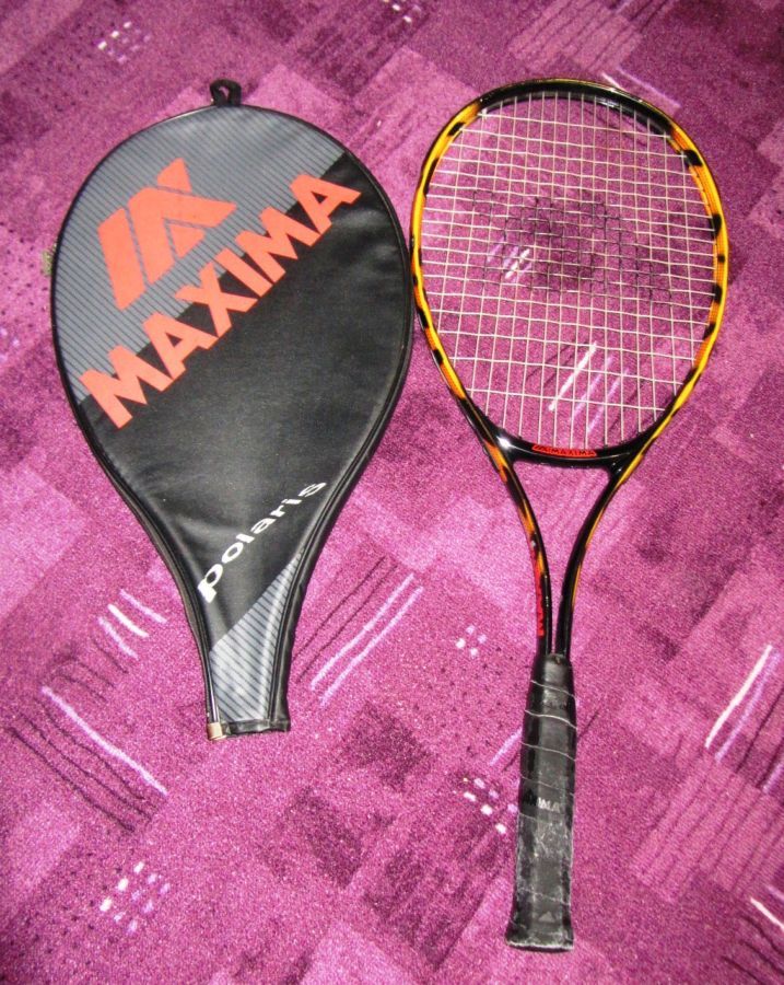 Теннисная ракетка Maxima