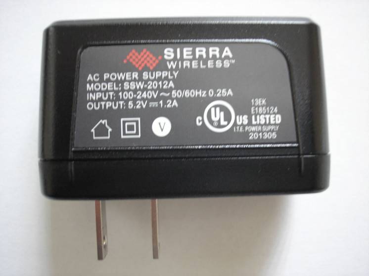 Зарядное устройство зарядка USB  Sierra 1200 mAh !