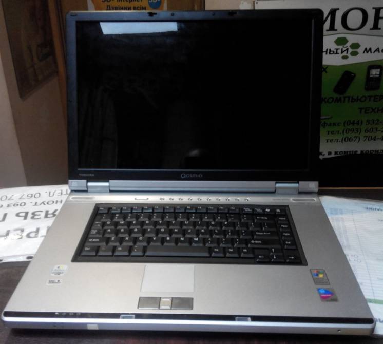 Ноутбук Toshiba Qosmio G15-AV501