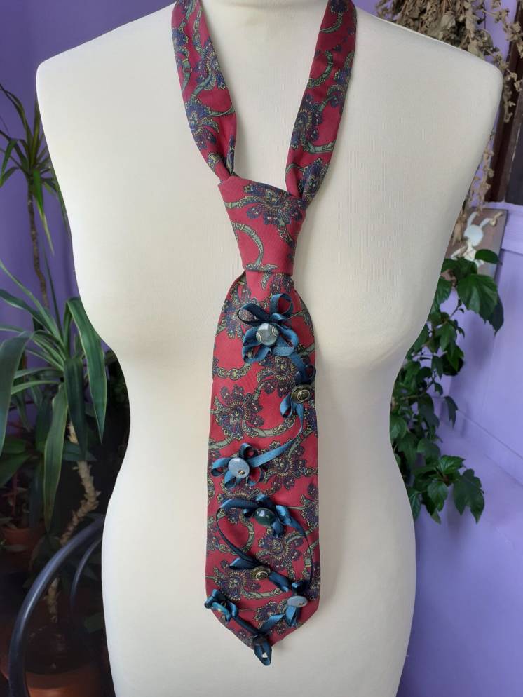 оригинальный женский галстук