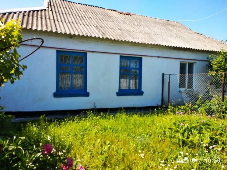 Продаётся уютный семейный 4 комнатный загородный дом в селе Шевченко!