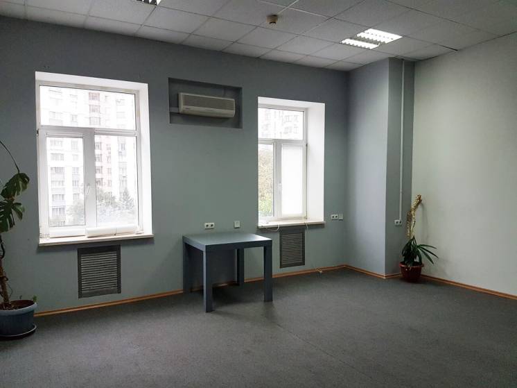 Аренда офисного помещения 71 кв.м. в центре Киева