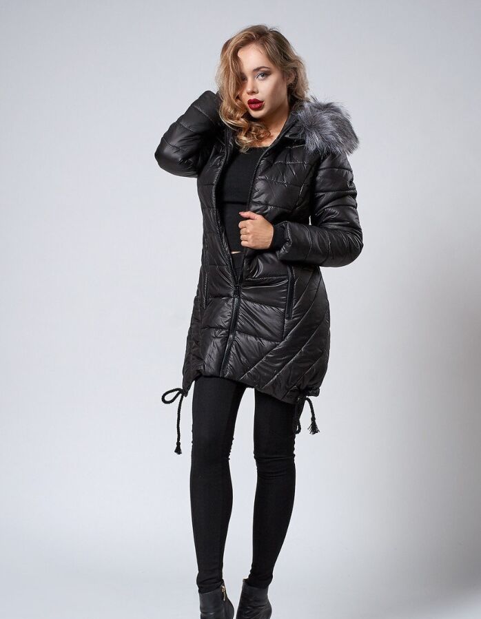 Последний размер.Зимняя женская молодежная куртка. Код К-62-12-17.