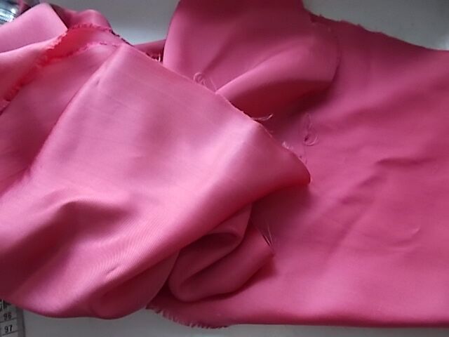 Ткань  атлас малиново-розовый из ссср,  Для рукоделия, поделок