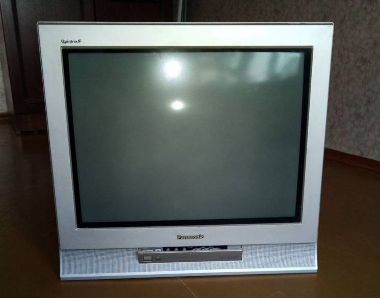 Продам телевизор Panasonic TC21PM10R. ЭЛТ-телевизор с плоским экраном