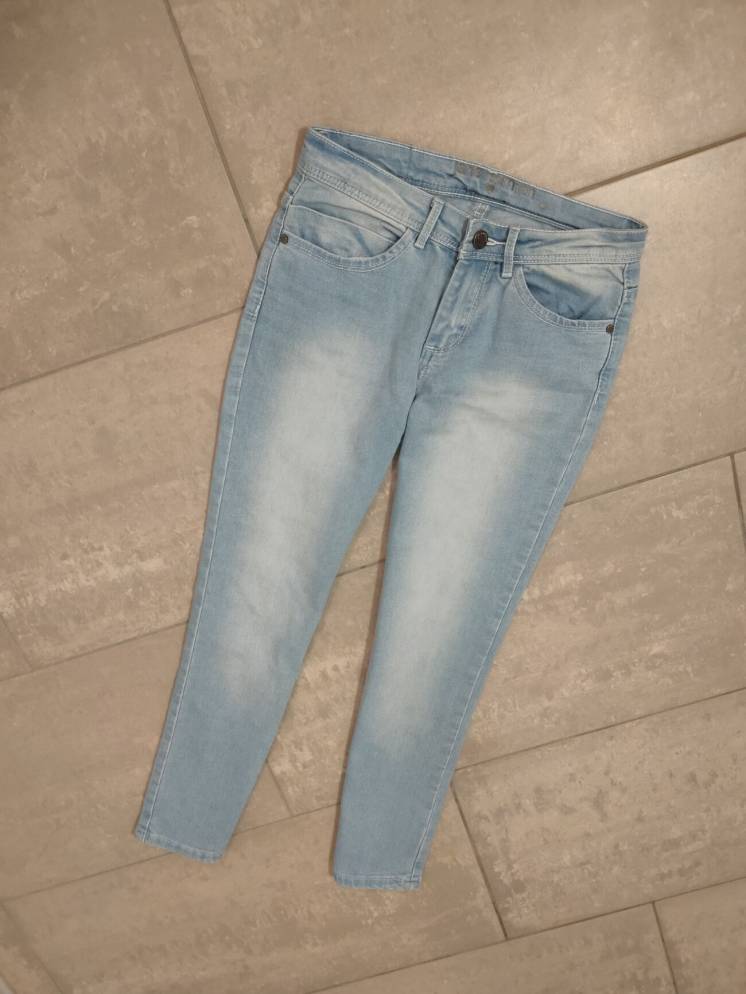 Классные джинсы скинни можно как подростковые