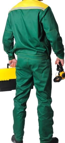 Зеленый рабочий костюм
