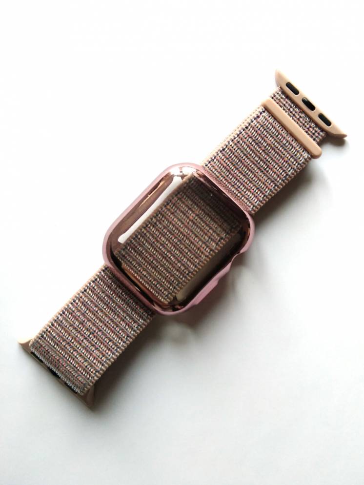 Спортивный браслет для Apple Watch 38мм с силиконовым чехлом