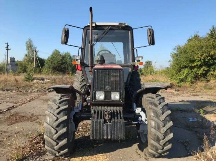 Экспортный б/у трактор 2007 года выпуска Беларус Мтз 1025.2 110 л/с