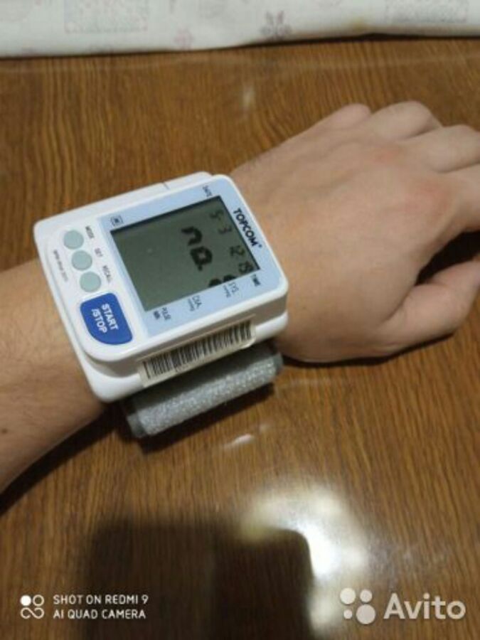 Тонометр для измерения давления Topcom BPM Wrist 3311.#