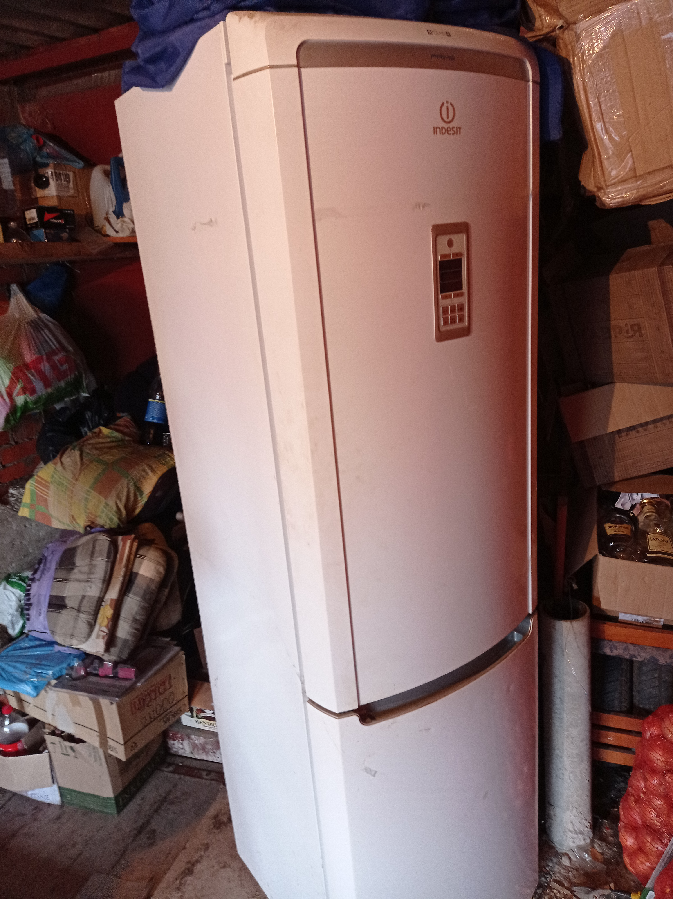 Двукамерный холодильник Indesit Prime PBAA 33 VD